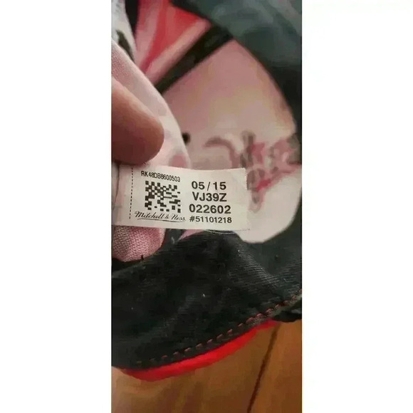 Michell & Ness hardwood classics Windy City Chicago Bulls - Picture 5 of 7